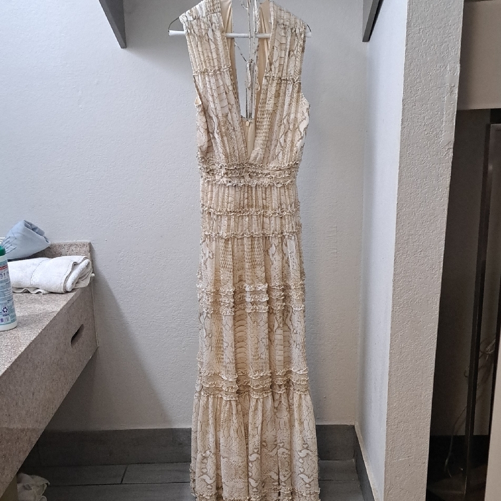 Gianni Bini Tan Plunge Gown